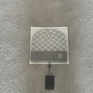 Louis Vuitton Gray and Black Knit